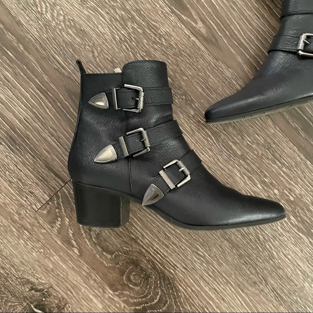 Wilma Firenze leather buckle boots - Picture 2 of 15